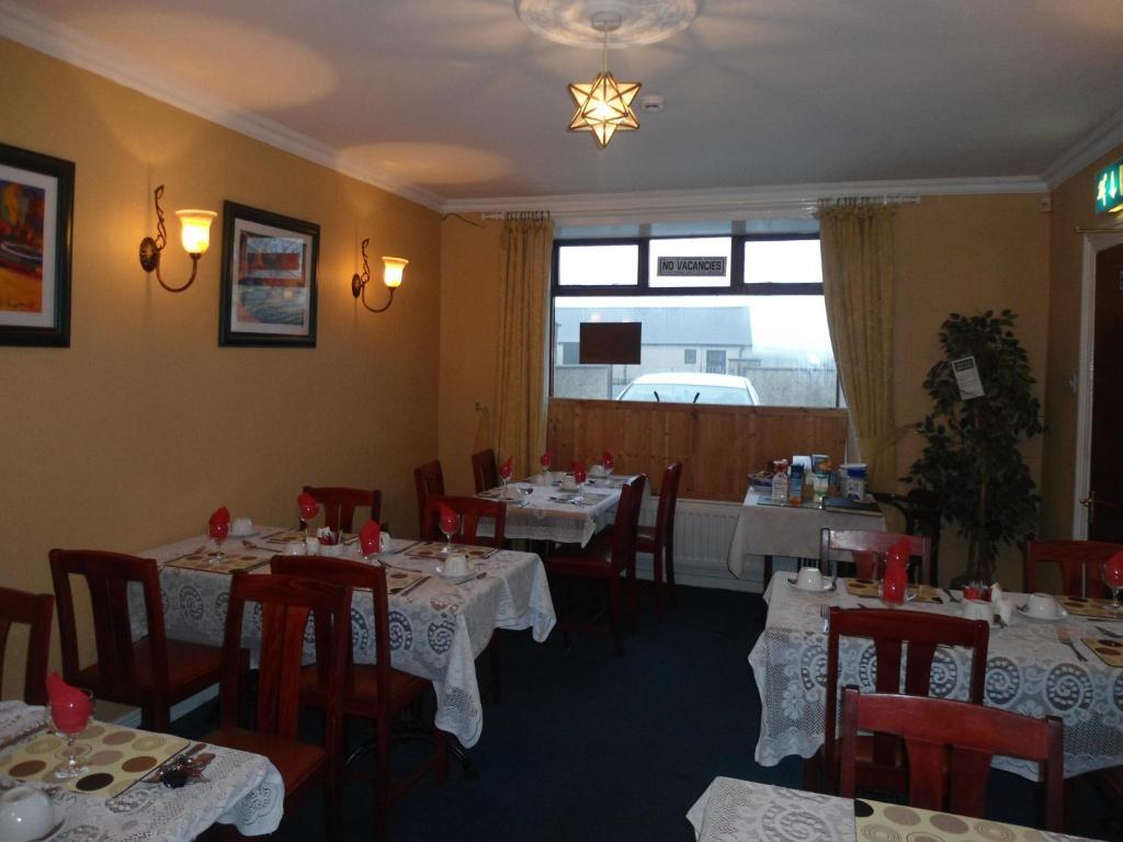 Causeway Tavern Bed & Breakfast Bushmills Exterior foto