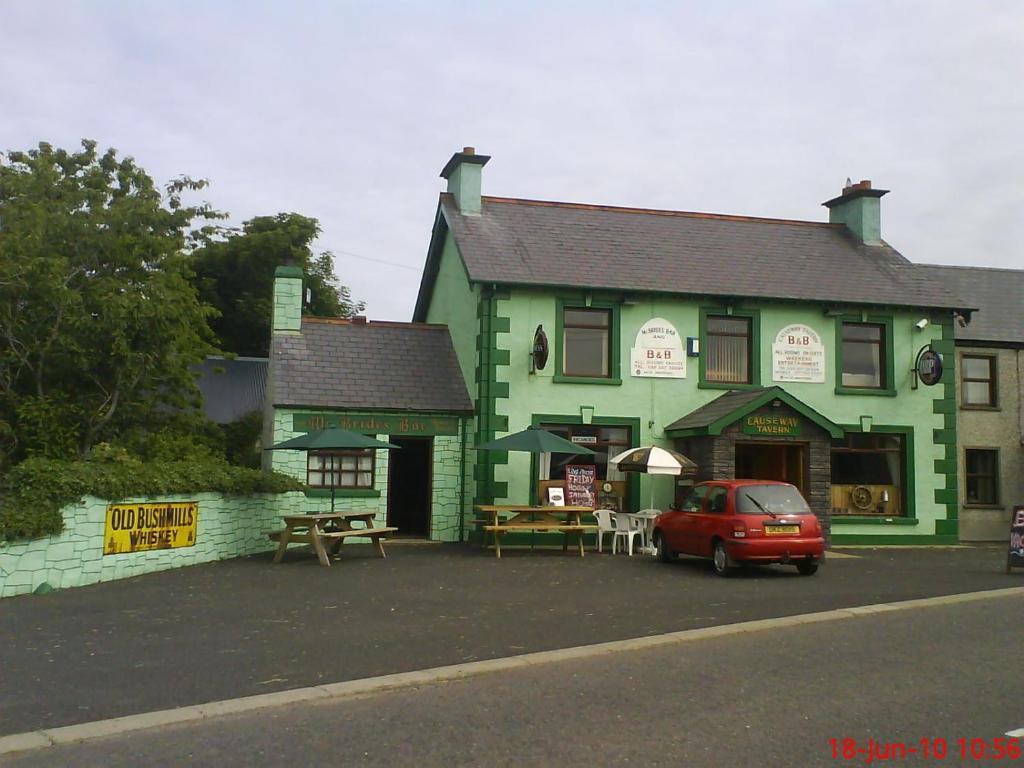 Causeway Tavern Bed & Breakfast Bushmills Exterior foto